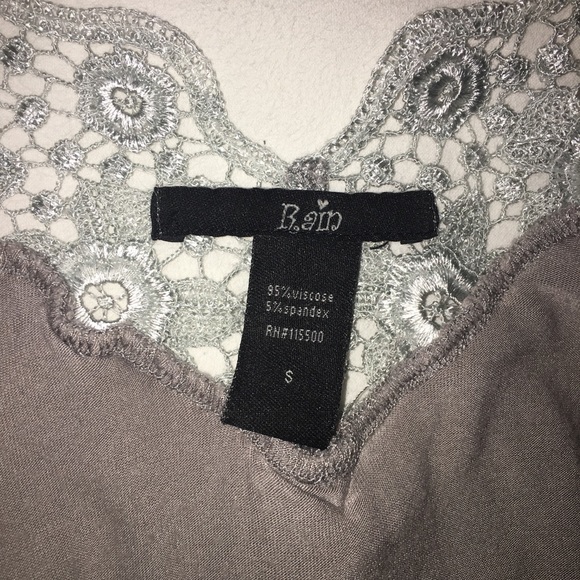 Off-the-Shoulder Embroidered Boho Top - Picture 4 of 4